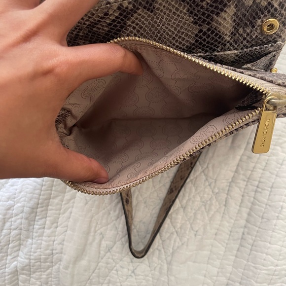 Michael Kors Snakeskin Texture Crossbody Double Pouch - Picture 10 of 14